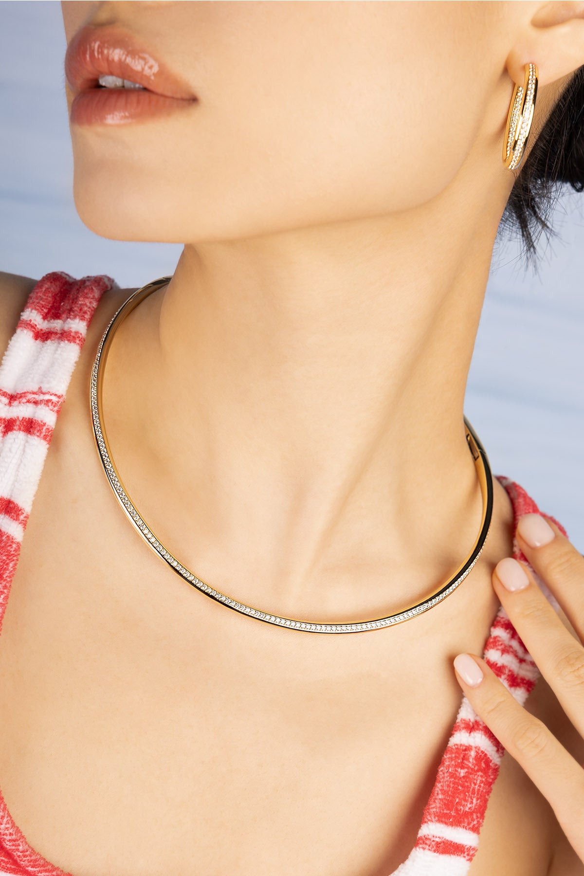 02-YC8478OX-APM-Monaco-Riviera-Necklace-Worn