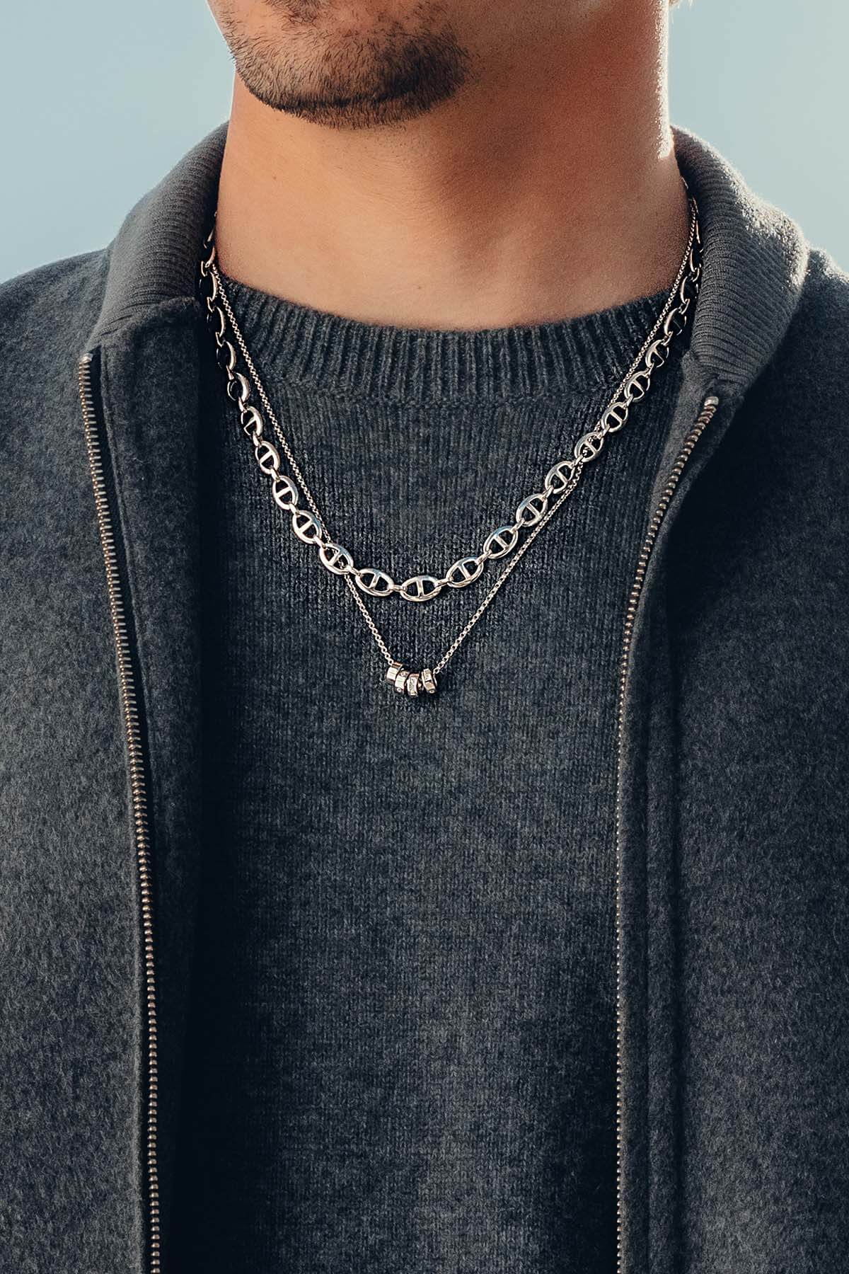 สร้อยคอ LOVE